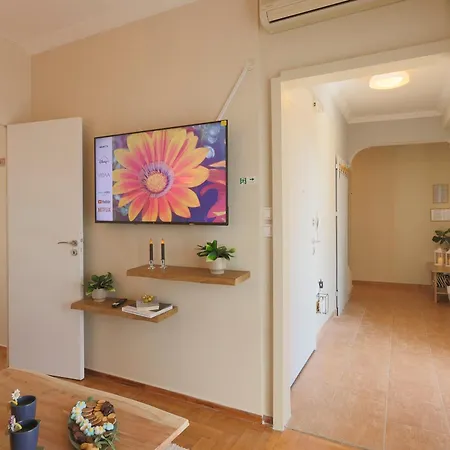 Sunset Terrace, 3br, Center *