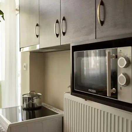 Sunset Terrace, 3br, Center *